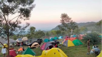 Bukit Klangon, Tempat Camping dengan View Gunung Merapi di Jogja