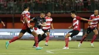 Link Live Streaming BRI Liga 1 Persis Solo vs Arema FC Minggu Sore Ini