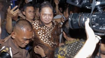 Pengawal Airlangga Diduga Ancam Tembak Jurnalis, Kejagung: Kalau Petugas Kami Dilatih Sopan Santun