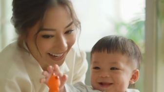 Dikenal Sebagai Ibu yang Sabar, Nikita Willy Curhat Pernah Nangis Saat Hadapi Baby Issa Tantrum