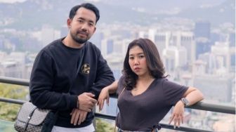 Kiky Saputri Punya Macam-macam 'Baju Dinas' Seksi, Untuk Cosplay Sex Puaskan Suami?