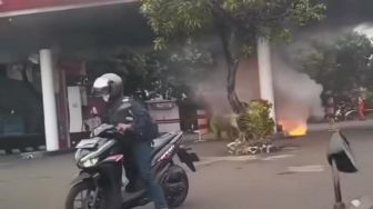 Sempat Ada Ledakan, Detik-detik Kebakaran di SPBU Pesanggrahan Jaksel yang Diduga Bermula karena Ini