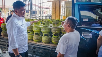 Dikeluhkan Langka Oleh Warga, Bobby Nasution Lakukan Sidak ke Pangkalan Gas