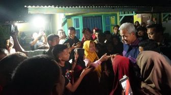 Viral Video Ganjar Pranowo Menginap di Rumah Warga, Netizen: Request Pak, di Desa Wadas
