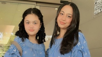 6 Foto Amora Lemos Bersama Kakak Sambungnya, Beda Ibu tapi Tetap Kompak