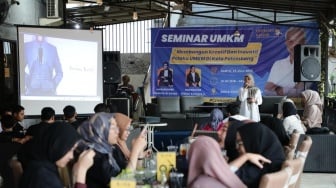 Fasilitasi Anak Muda, Crivisaya Ganjar Gelar Seminar Bertajuk UMKM di Palembang