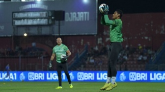 Profil Putra Sheva Sanggasi, Kiper 19 Tahun yang Promosi ke Tim Utama Persib