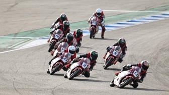Merah Putih Berkibar di Thailand Talent Cup, Dua Rider Astra Honda Naik Podium Tertinggi