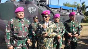 Di Samping Panglima TNI, Mahfud MD Klaim Pengadilan Militer Buat Kabasarnas Lebih Steril dari Intervensi Politik