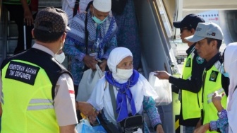 Jamaah Kloter Terakhir Haji 2023 Tiba Selamat di Bandara Sultan Hasanuddin