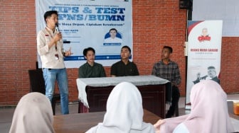 OMG Sulsel Berikan Pelatihan Hingga Tips Bagi Kawula Muda Hadapi Tes CPNS/BUMN