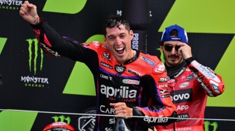 Hasil MotoGP Catalunya: Francesco Bagnaia Kecelakaan, Aleix Espargaro Juara