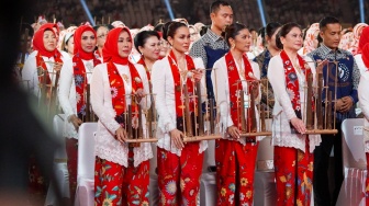 RI Pecahkan Rekor GWR lewat Pergelaran Angklung Terbesar di Dunia