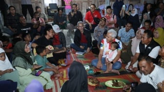 Pastikan Layak Huni, Ganjar Cek Langsung Realisasi Bantuan Penanggulangan Kemiskinan