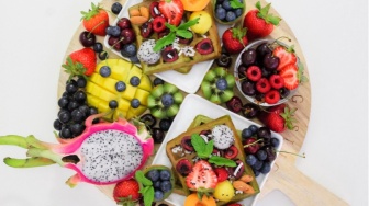 Cantik Dari Dalam! Ini Dia 3 Buah yang Dapat Mencerahkan Kulit