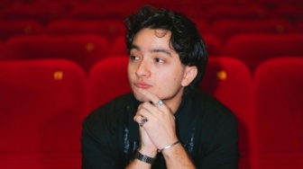 4 Rekomendasi Film Terbaik Dibintangi Bryan Domani, Ada Film Romantis!