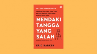 Ulasan Buku 'Mendaki Tangga yang Salah', Buku Self-Help karya Eric Barker