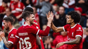 Hasil Liga Inggris: Gol Bunuh Diri Hugo Bueno Antar Liverpool Makin Kokoh di Klasemen Atas Usai Hajar Wolves