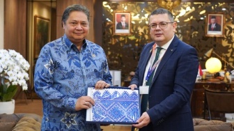 Menko Airlangga Bertemu First Vice Chairman of Parliament Ukraine, Bahas Komitmen Indonesia Jaga Perdamaian Dunia