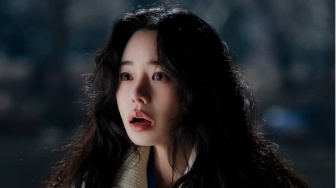 Teaser The Killing Vote: Lim Ji Yeon Melihat Hal Mengejutkan, Ada Dog Mask?