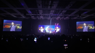 Intip 6 Keseruan Konser Crush Hour di Jakarta, dari Gombalin Fans Hingga Tambah Lagu