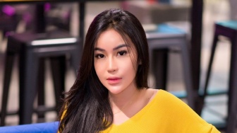 Nyaman saat Pose di Depan Kamera, Selebgram Devi Octaviani Semakin Mantab Jadi Model