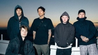 Ada Persoalan Panggung, Konser Bring Me The Horizon Dihentikan Secara Tiba-tiba