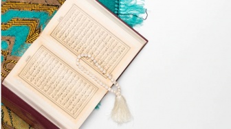 Surah Yasin, Bacaan Ayat Sekaligus Terjemahan Dan Doa