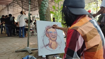 Lepas Kepergian Djoko Pekik, Puluhan Seniman Melukis Bersama di Bantul