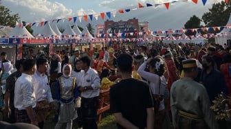 Pesta Rakyat Simpedes di Palu, Sulawesi Tengah, Sabtu (12/8/2023). (Foto: Dok. Suara.com)