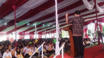 Begini Pesan Menteri Pendidikan Nadiem Makarim di PKKMB FKIK Universitas Jambi