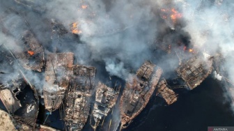 52 Kapal Terbakar di Pelabuhan Jongor, Kerugian Ditaksir Mencapai Rp150 Miliar