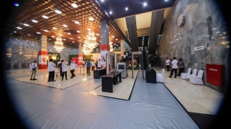 Suasana persiapan Sidang Tahunan MPR RI di Gedung Nusantara, Kompleks Parlemen, Senayan, Jakarta, Selasa (15/8/2023). [Suara.com/Alfian Winanto]