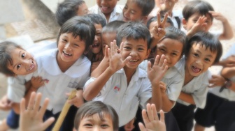 Cara Tepat Menangani Anak Kejang-kejang, Orang Tua Harus Tahu!