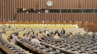 Suasana persiapan Sidang Tahunan MPR RI di Gedung Nusantara, Kompleks Parlemen, Senayan, Jakarta, Selasa (15/8/2023). [Suara.com/Alfian Winanto]