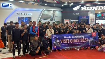 Komunitas Honda Kenalan dengan Motor Listrik EM1 e: di GIIAS 2023