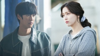 3 Alasan Pencinta Thriller Wajib Menyaksikan Drama Korea 'Longing for You'