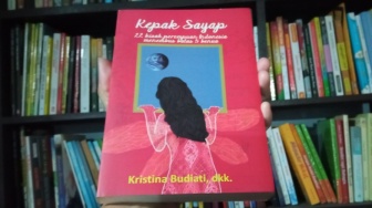 Ulasan 'Kepak Sayap', 22 Kisah Perempuan Indonesia Menembus Batas 5 Benua