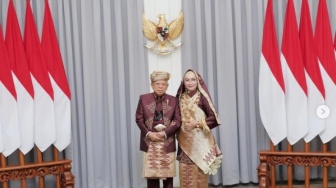 Ma'ruf Amin dan Istri Pakai Baju Adat Sumatera Barat Hadiri Upacara Peringatan Detik-Detik Proklamasi, Ini Maknanya