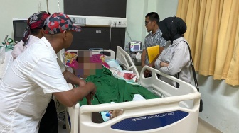 BREAKING NEWS: Suami Dibakar Istri di Kubu Raya Meninggal Dunia