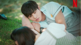 Spoiler 'A Time Called You': Romansa Menjelajah Waktu ala Ahn Hyo Seop