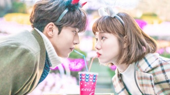 Meski Sudah Tamat, 5 Drama Korea Komedi Romantis Ini Bikin Gagal Move On