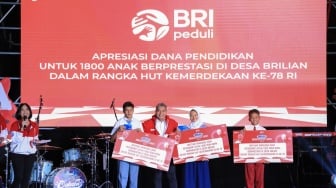 Turut Mencerdaskan Bangsa, BRI Salurkan Beasiswa untuk 1800 Anak Berprestasi