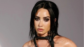 Pisah dengan Scooter Braun, Demi Lovato Cari Manajer Baru