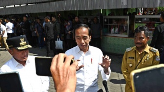 Hasil Survei CPCS, 81,6 Persen Puas Terhadap Pemerintahan Jokowi