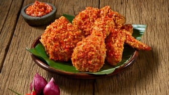 Meriahkan Hari Kemerdekaan, Restoran Ayam Ini Hadirkan Varian Rasa Sambal Merdeka