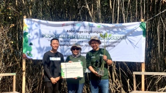 Tanam 1.000 Bibit Pohon Mangrove, ASDP Berkontribusi untuk Masa Depan Pesisir Indonesia