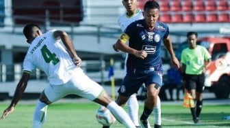 Dendi Santoso Dapat Sanksi Berat, Manajer Arema FC Pahami Kondisi Pemain