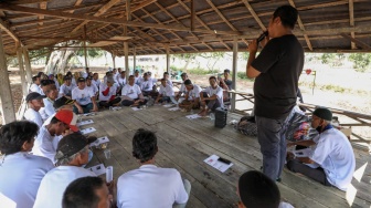 Nelayan KNP Sumsel Bantu Warga Pesisir dan Dorong Pelestarian Ekosistem Sungai