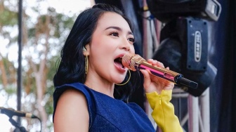 Bergenre Dangdut, Wika Salim Bawakan Lagu Resmi Piala Dunia U17